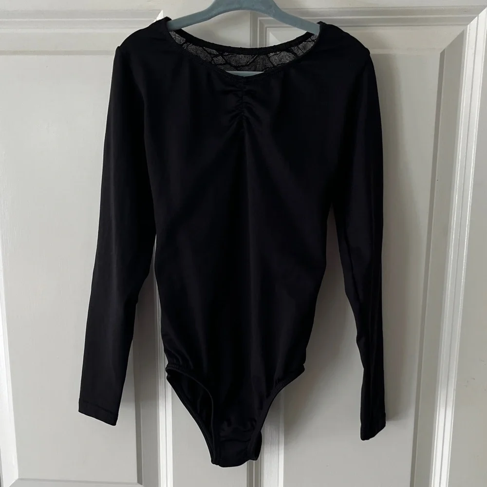Girls Motionwear Black Long Sleeve Lave back Bodysuit Sz 8-10 Medium